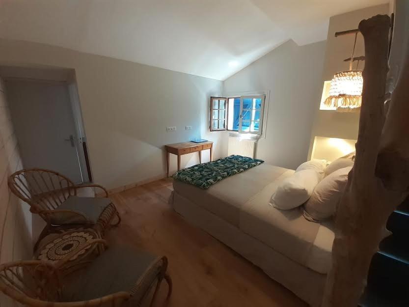 Dorre Pean Bed & Breakfast Ciboure Room photo